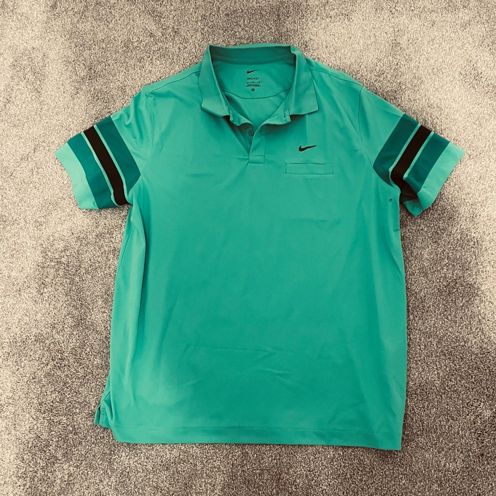 Men’s Nike golf shirt